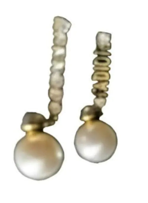 Lux Pearl Earrings